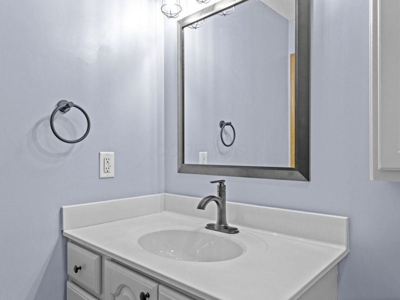 70 Queensway Court, Howard, OH 43028 Photo 25