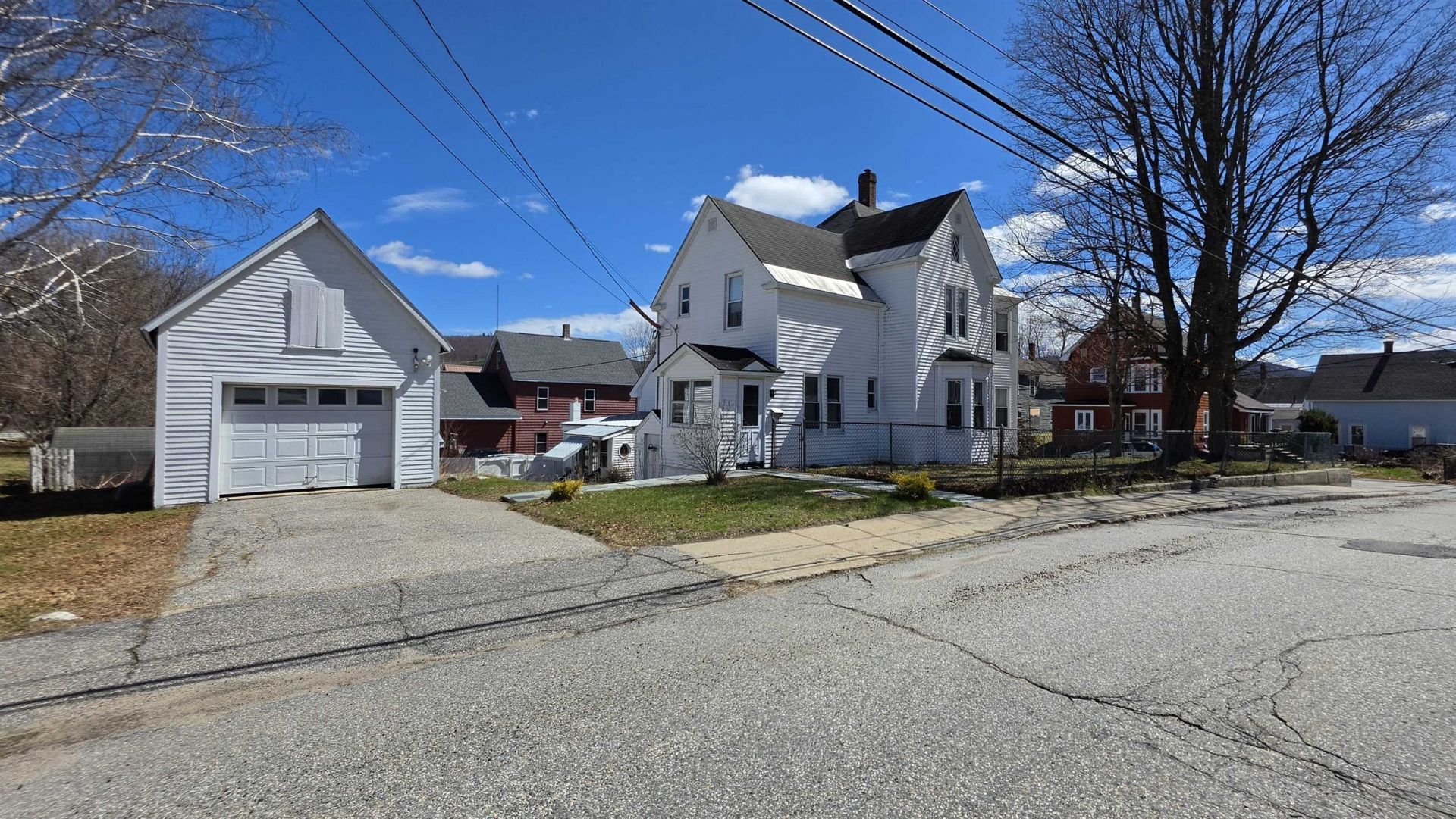 44 7Th Street Berlin, NH