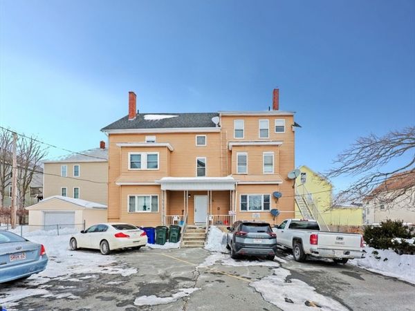 94 Snell Street, Fall River, MA 02721