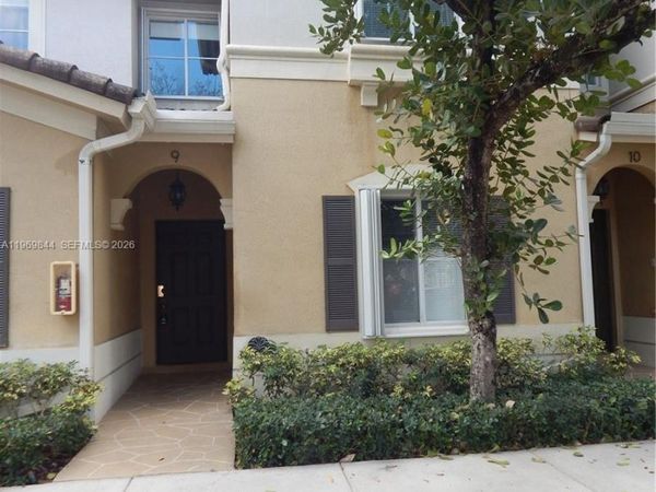 8986 W Flagler St, Unit 9, Miami, FL 33174
