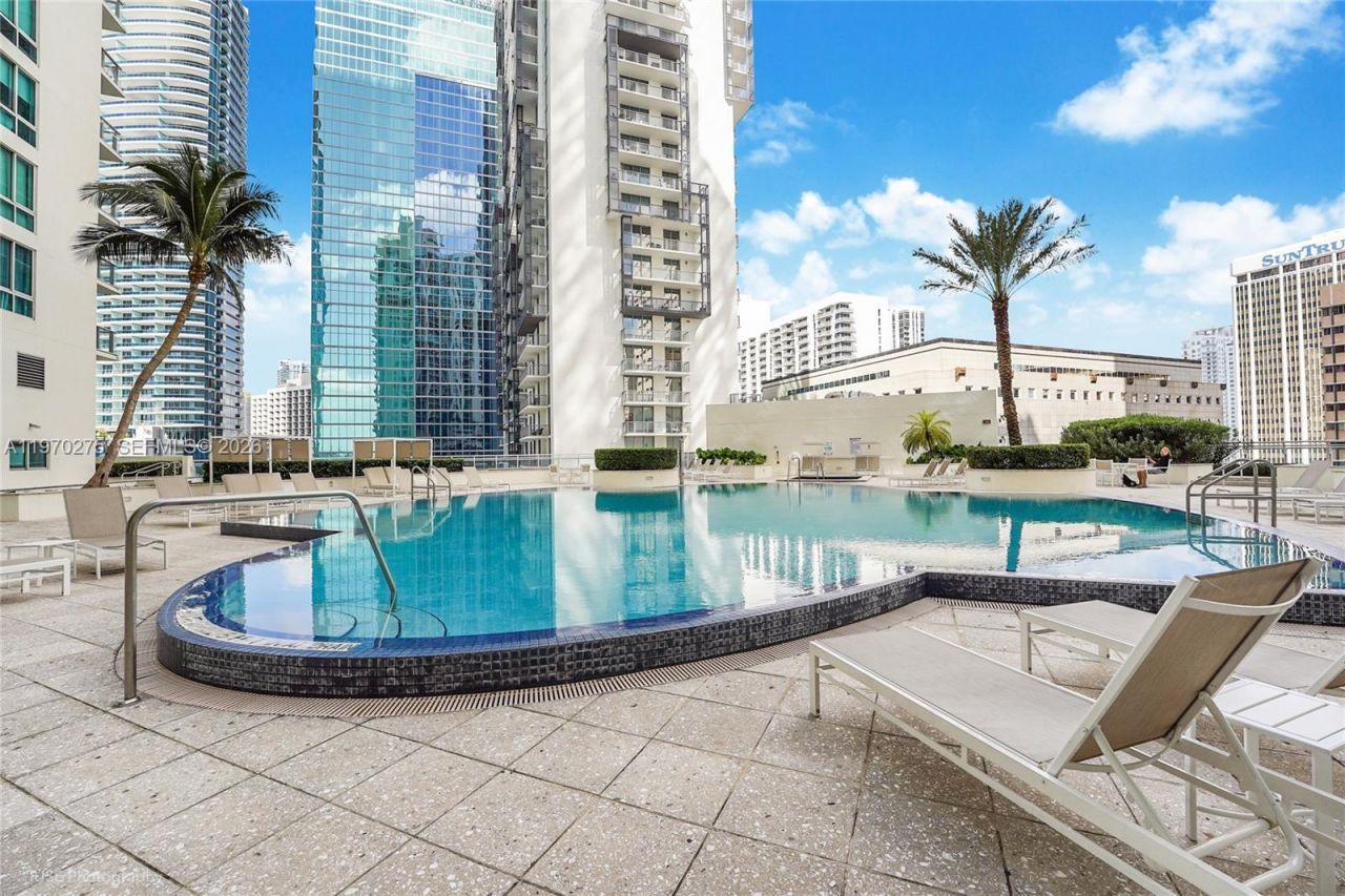 300 S Biscayne Blvd, Unit T-2602, Miami, FL 33131 Photo