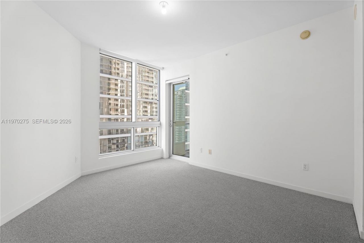 300 S Biscayne Blvd, Unit T-2602, Miami, FL 33131 Photo