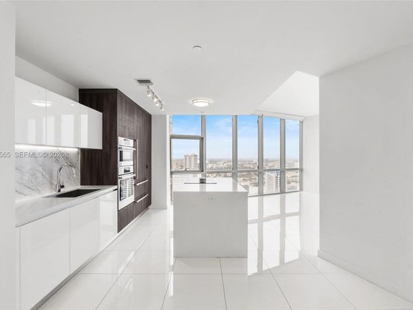 851 NE 1st Ave , Unit 3202, Miami, FL 33132