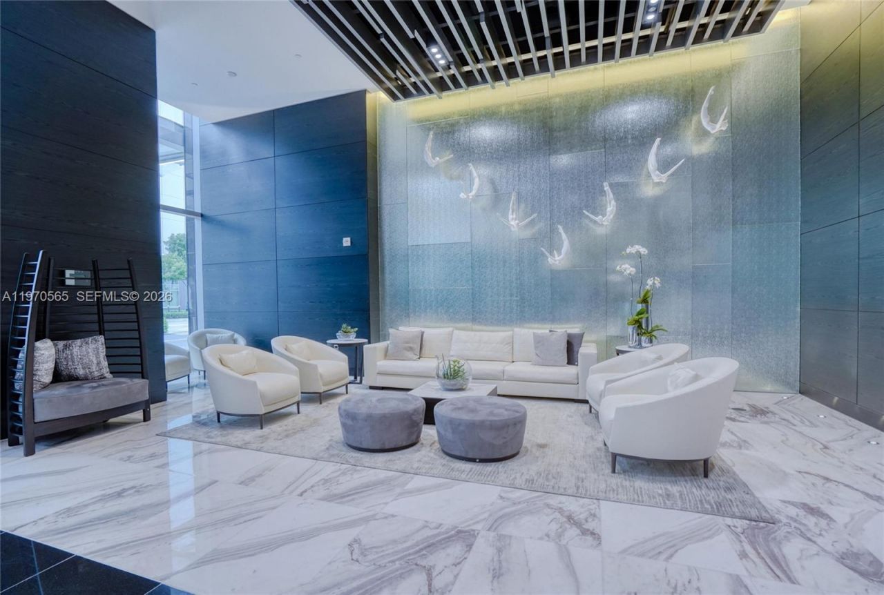 851 NE 1st Ave , Unit 3202, Miami, FL 33132 Photo