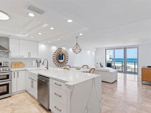 5701 Collins Ave, Unit 310, Miami Beach, FL 33140