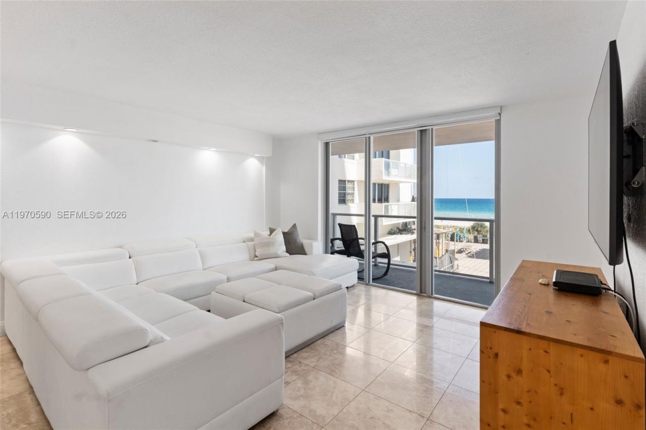 5701 Collins Ave, Unit 310, Miami Beach, FL 33140 Photo