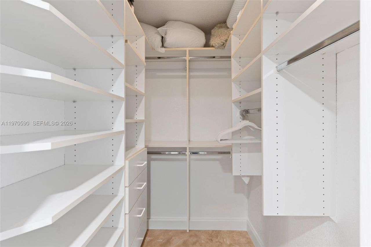 5701 Collins Ave, Unit 310, Miami Beach, FL 33140 Photo