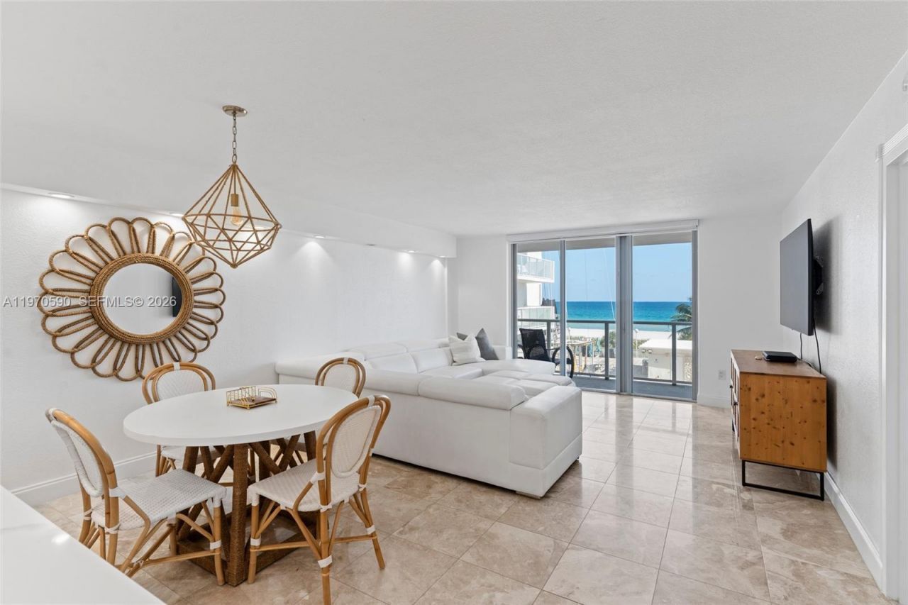 5701 Collins Ave, Unit 310, Miami Beach, FL 33140 Photo