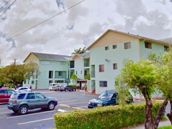 1521 W 42nd Pl , Unit 18, Hialeah, FL 33012