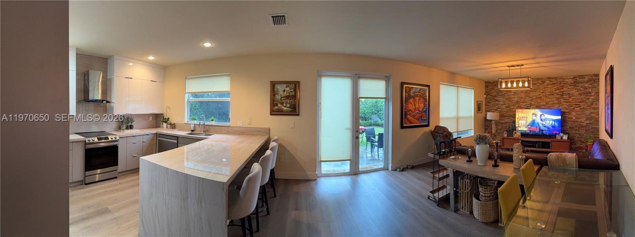 17012 SW 91st Ter , Miami, FL 33196 Photo