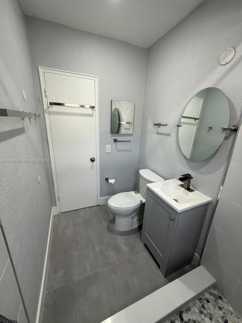 Please Call For Address, Unit 8B, Miami, FL 33135 Photo