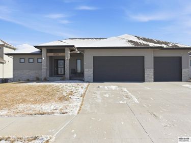 10211 S 191st Avenue, Omaha, NE 68136