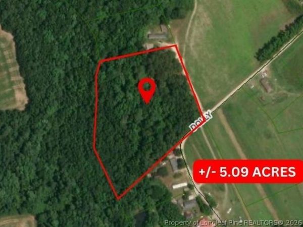 Dolly Drive, Pembroke, NC 28372