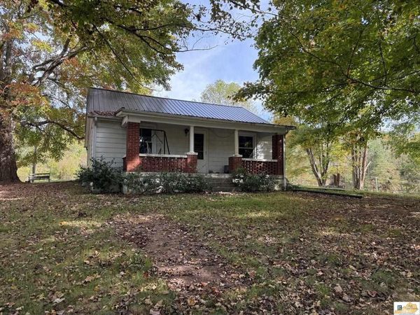 5044 N Dixie Highway , Bonnieville, KY 42713