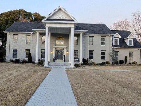 6 Oakridge Lane, Searcy, AR 72143