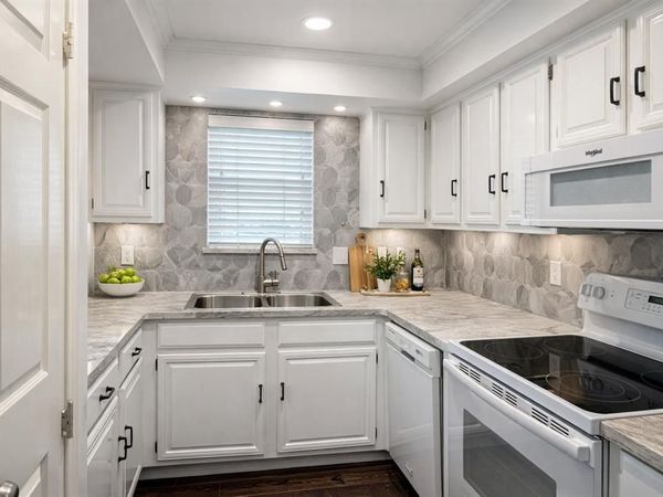 3635 Garden Brook Drive, Unit 118, Farmers Branch, TX 75234