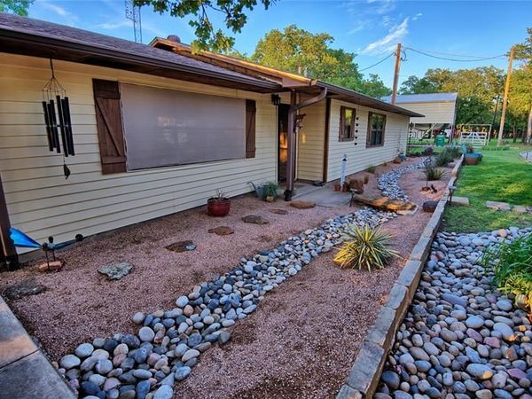 858 Ford Road, Bowie, TX 76230