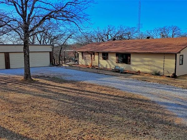 858 Ford Road, Bowie, TX 76230