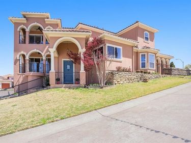 7713 Lakeview Circle, Fort Worth, TX 76179