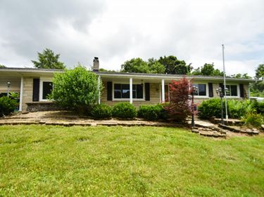 303 Freedom School Rd , Mt Vernon, KY 40456