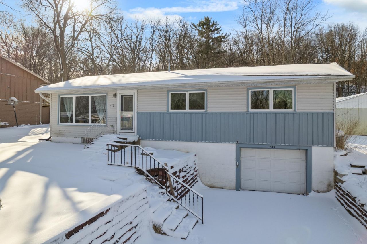 410 Anderson Street W, Houston, MN 55943 Main Photo