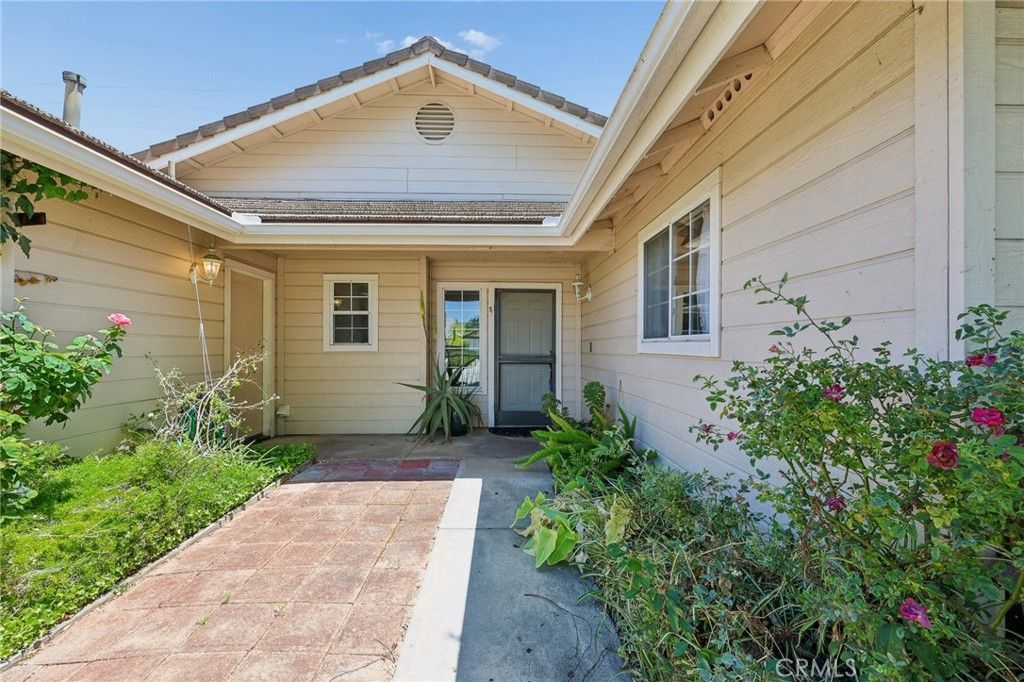 1720 Willowbank Lane, Paso Robles, CA 93446 Main Photo