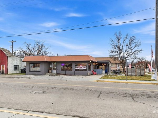 105 E 4th, Emmett, ID 83617