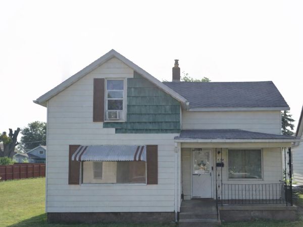 824 S Pulaski Street, South Bend, IN 46619