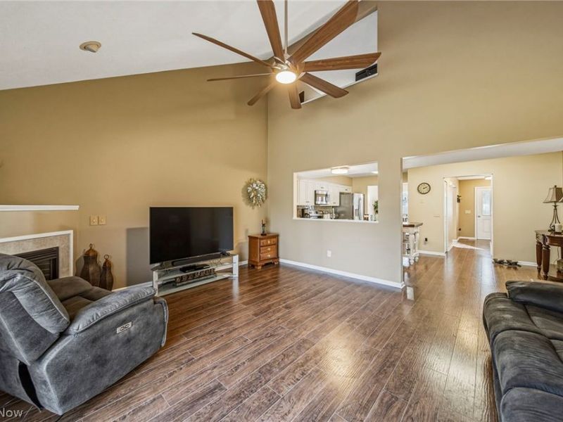 5556 Saint Thomas Lane, Madison, OH 44057 Photo 14