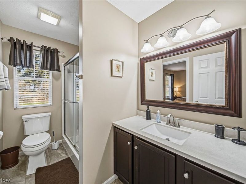 5556 Saint Thomas Lane, Madison, OH 44057 Photo 18