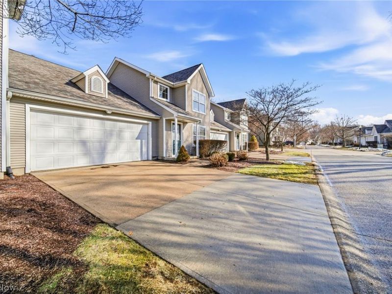 5556 Saint Thomas Lane, Madison, OH 44057 Photo 4