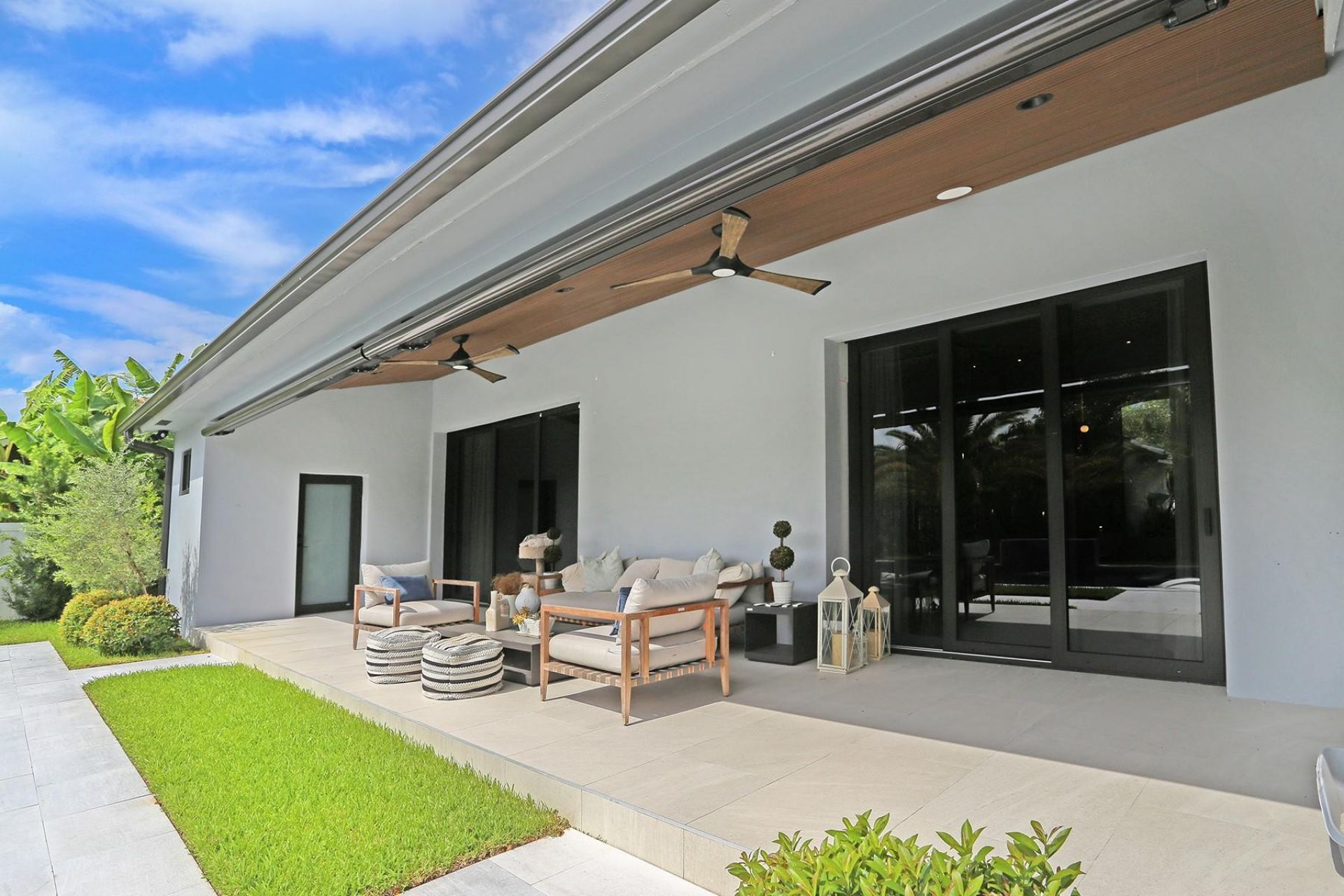 1828 NW 140th Ter, Pembroke Pines, FL 33028 Photo