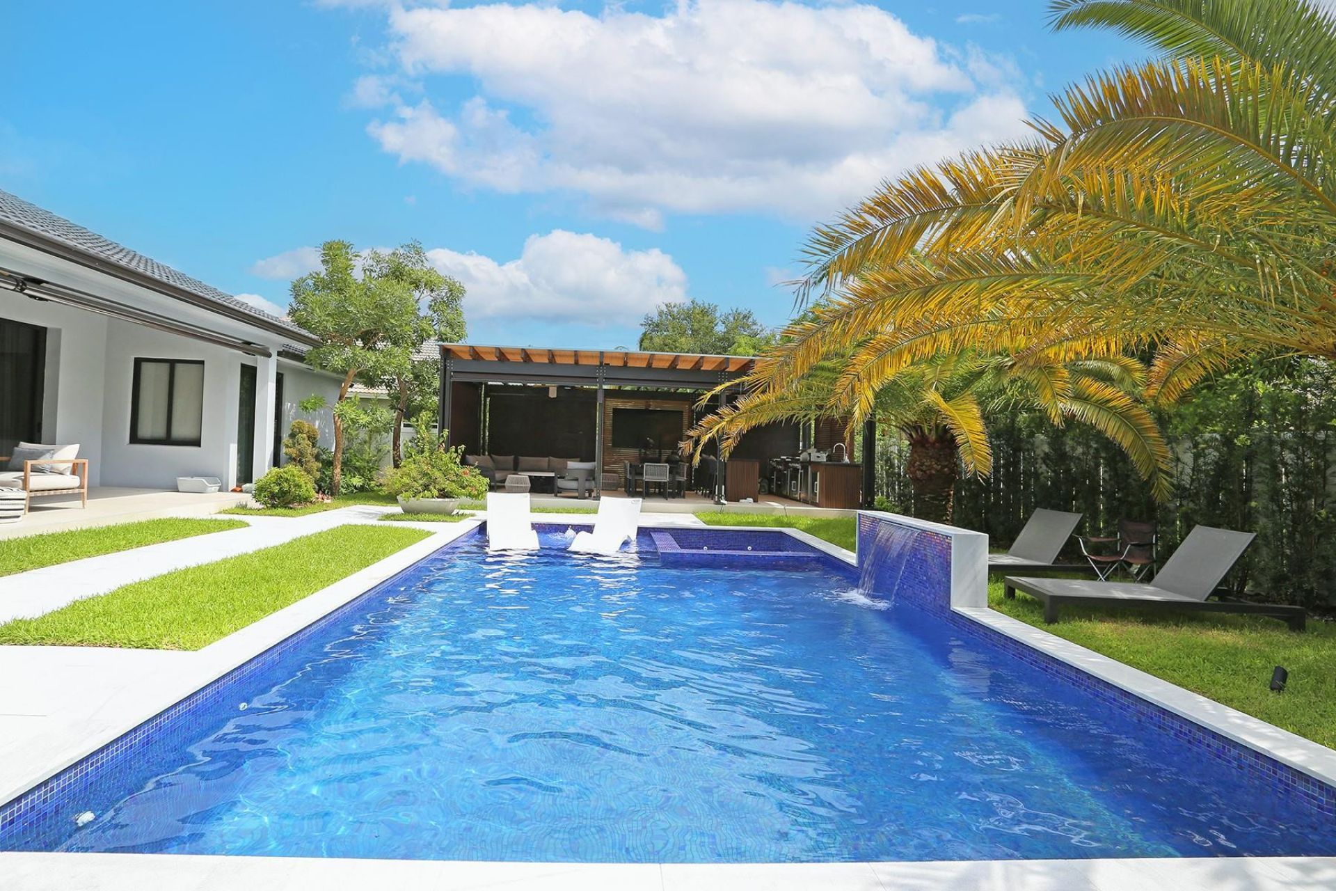 1828 NW 140th Ter, Pembroke Pines, FL 33028 Photo