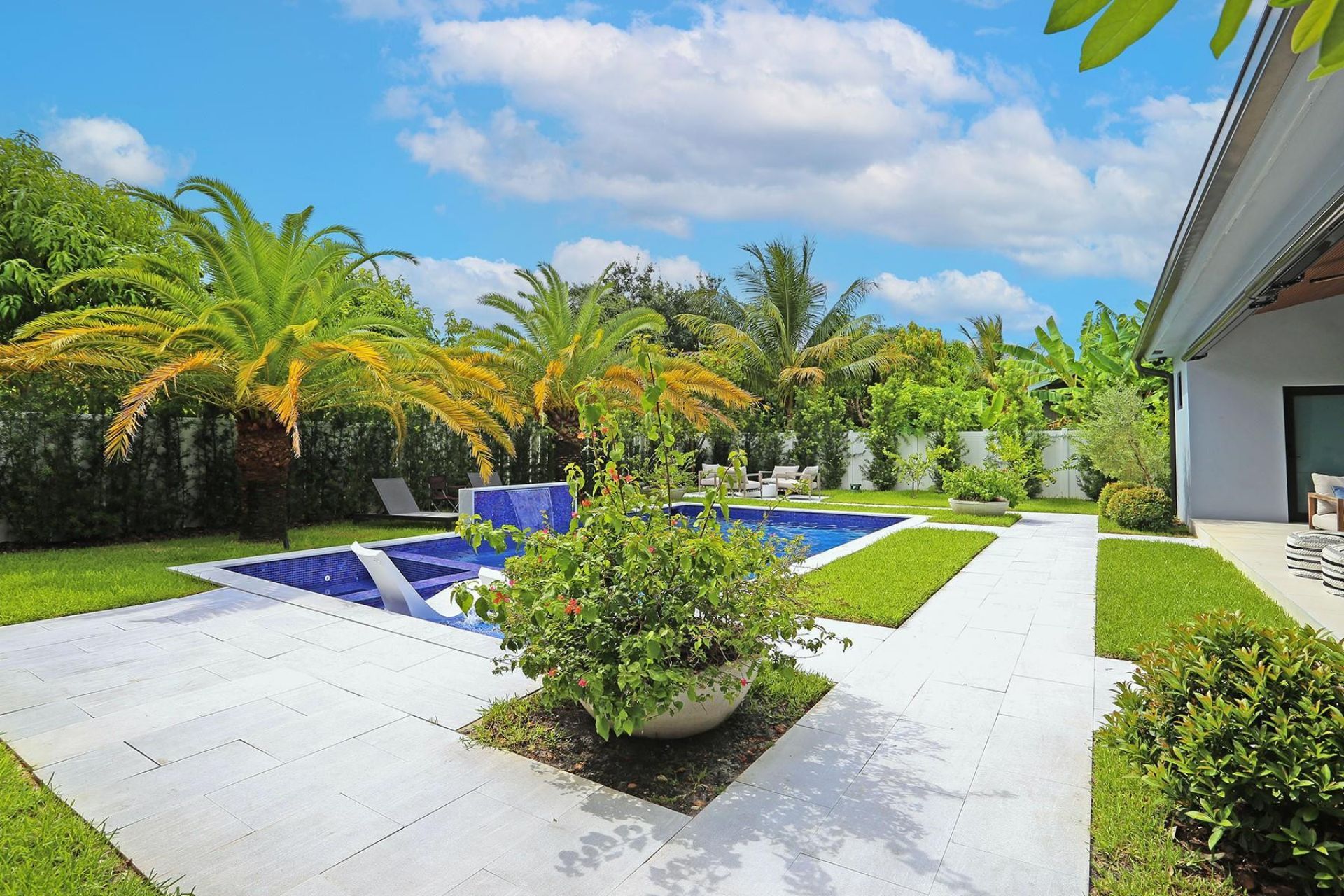 1828 NW 140th Ter, Pembroke Pines, FL 33028 Photo