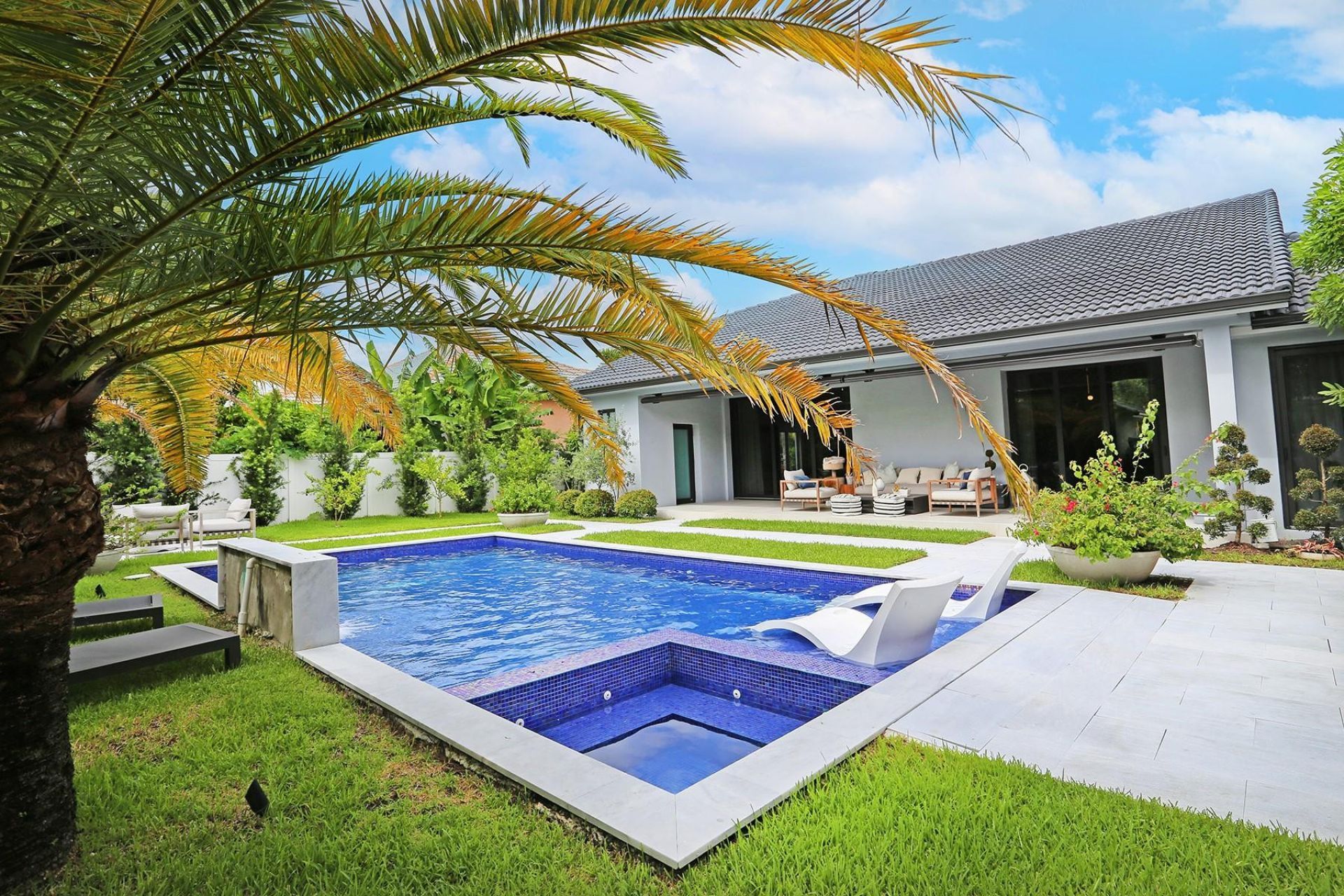 1828 NW 140th Ter, Pembroke Pines, FL 33028 Photo