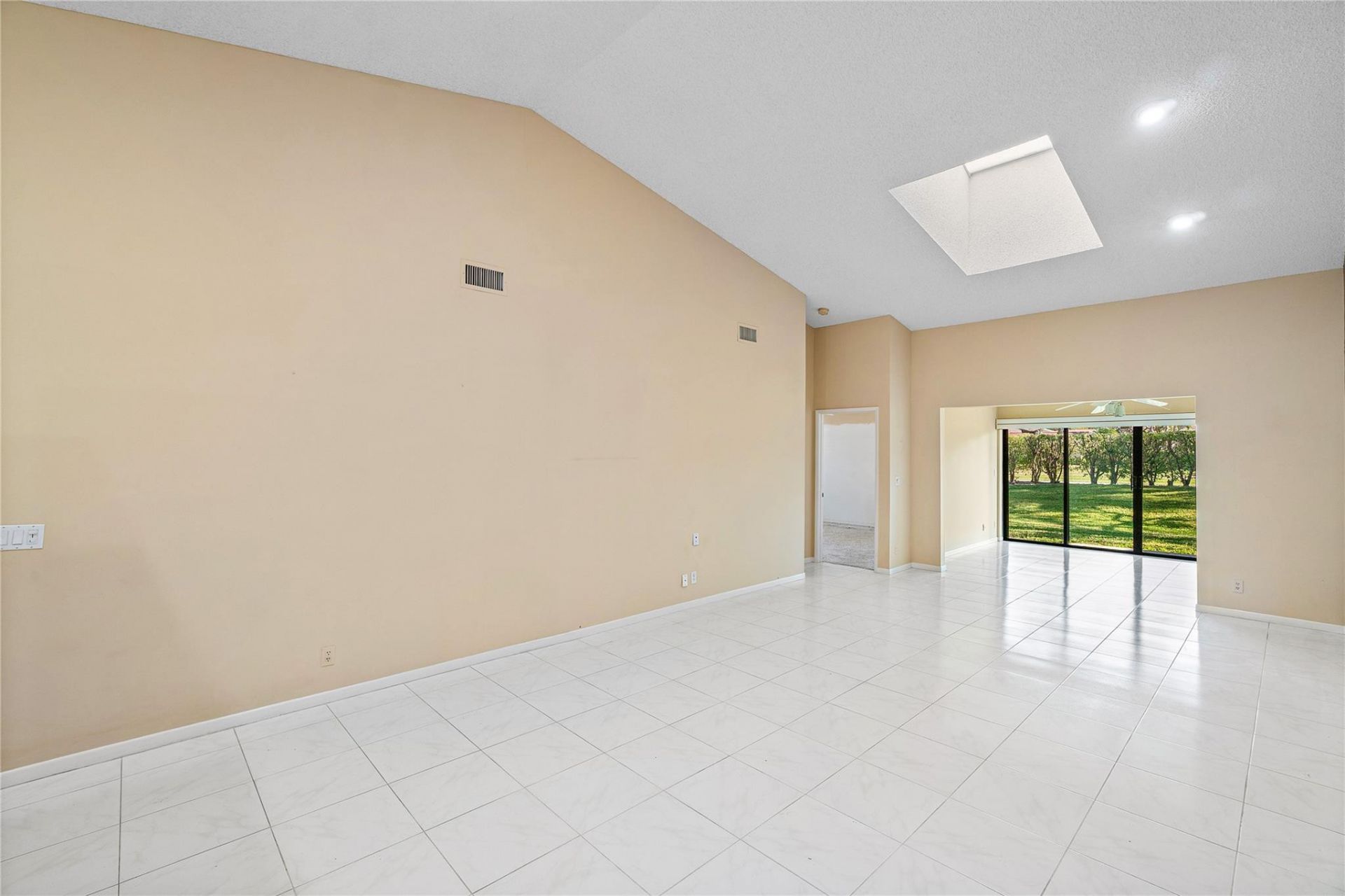 8151 Springlake Drive, Boca Raton, FL 33496 Photo
