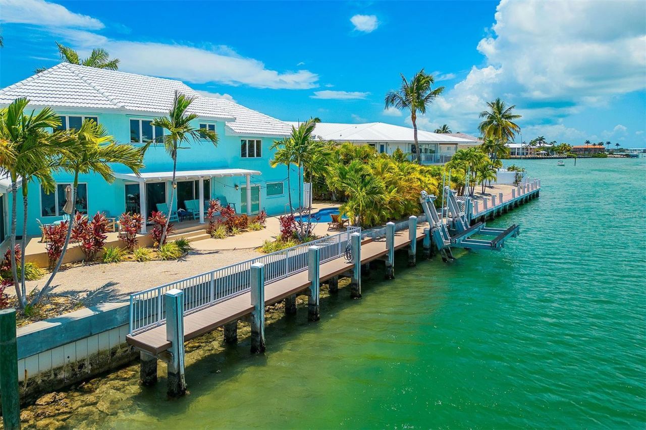 770 9th Street, Key Colony Beach, FL 33051 Photo