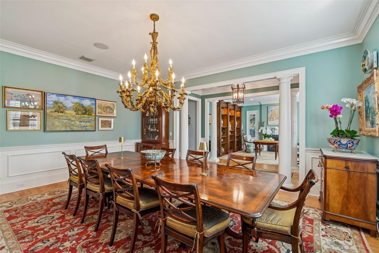 4909 W Spring Lake Drive, Tampa, FL 33629 Photo