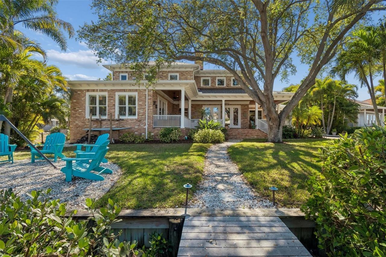 4909 W Spring Lake Drive, Tampa, FL 33629 Photo