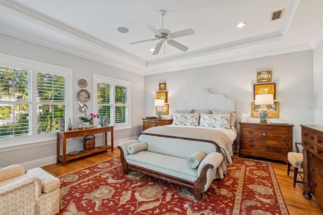 4909 W Spring Lake Drive, Tampa, FL 33629 Photo