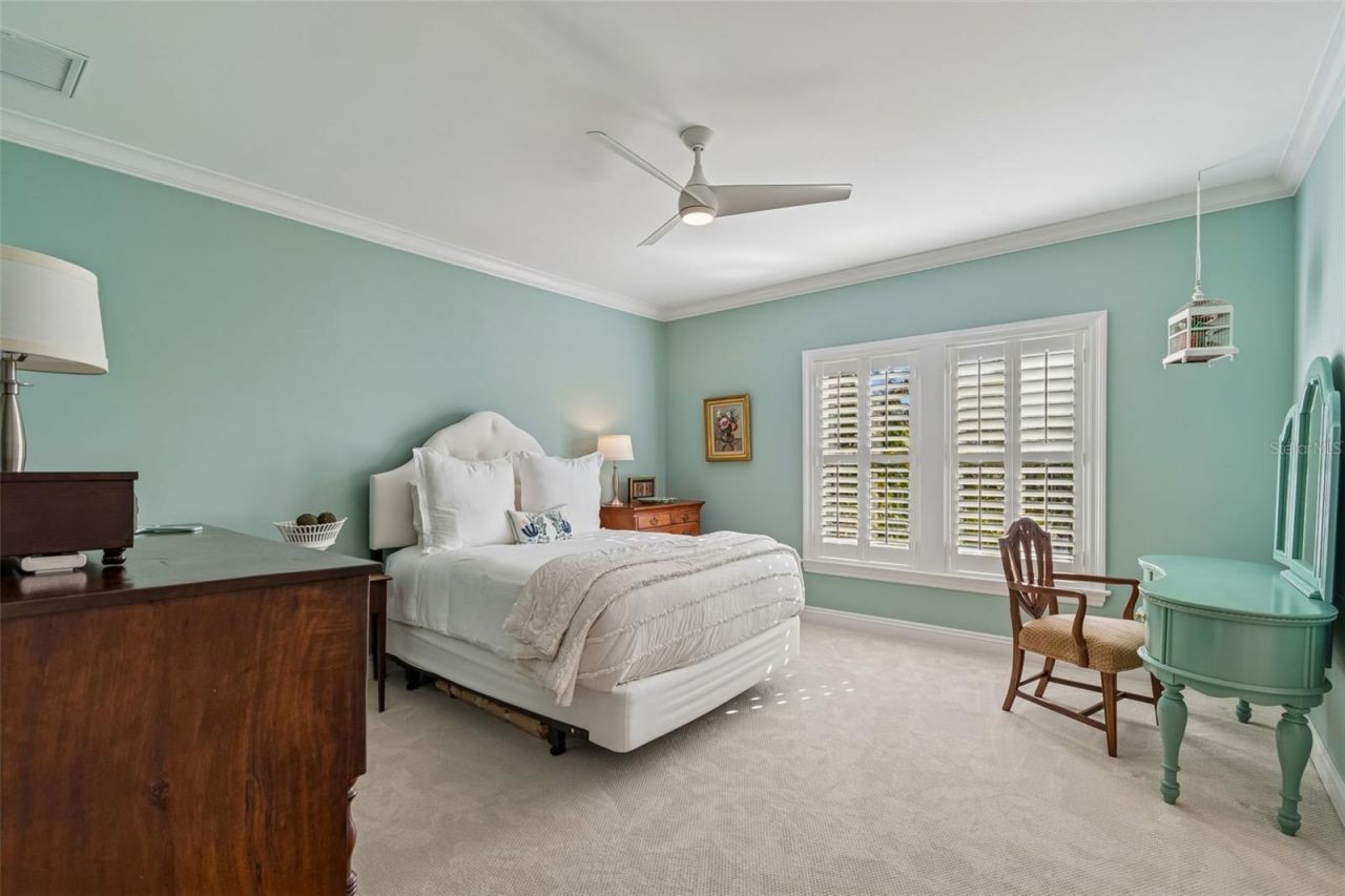 4909 W Spring Lake Drive, Tampa, FL 33629 Photo