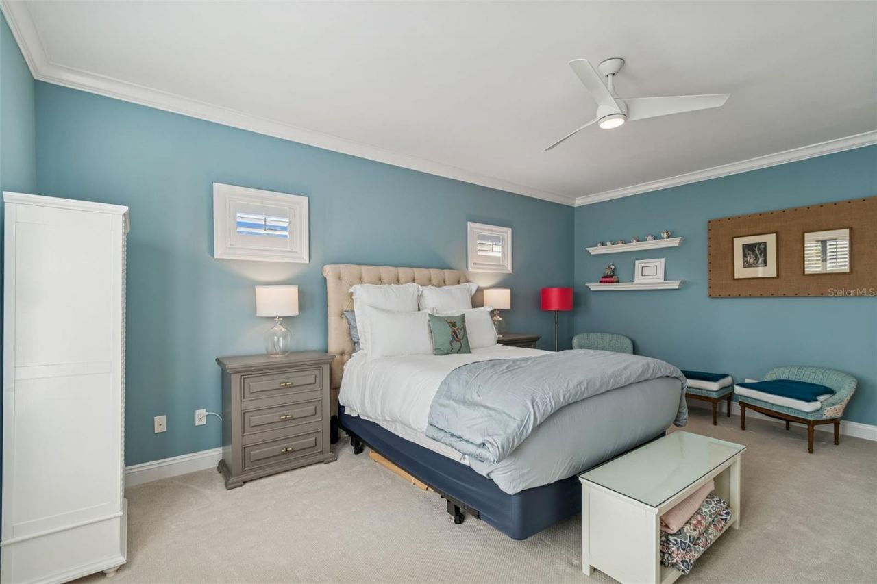 4909 W Spring Lake Drive, Tampa, FL 33629 Photo