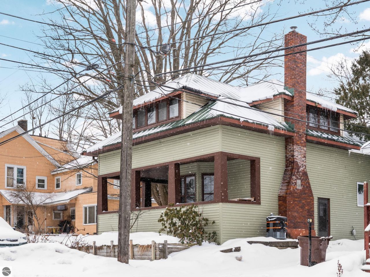 109 Park N, Cadillac, MI 49601 Main Photo