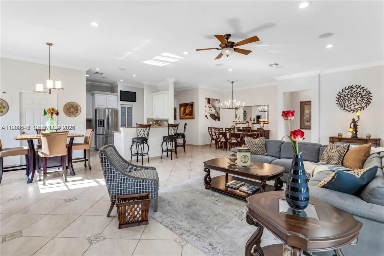 800 Lavender Cir , Weston, FL 33327 Photo