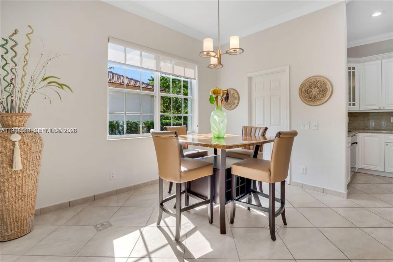 800 Lavender Cir , Weston, FL 33327 Photo