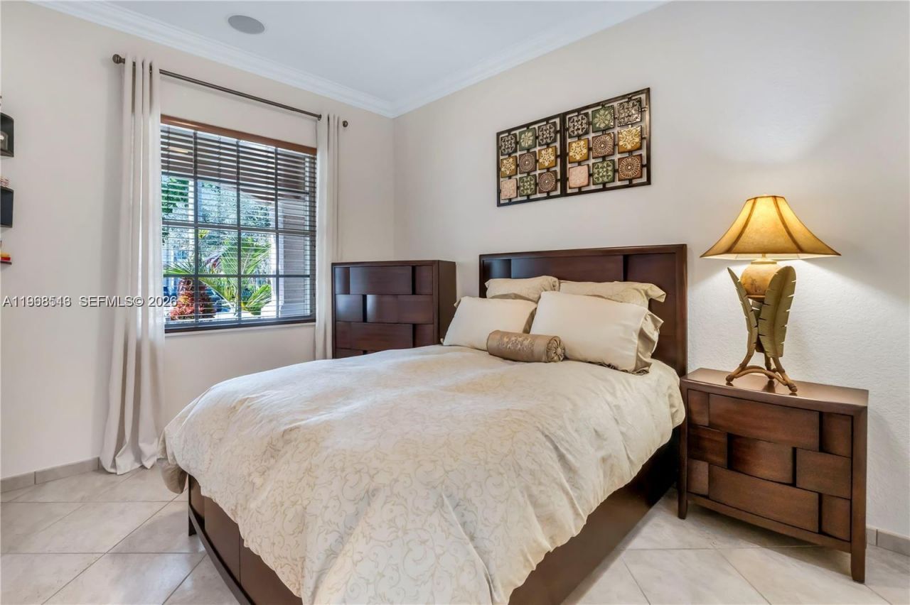 800 Lavender Cir , Weston, FL 33327 Photo