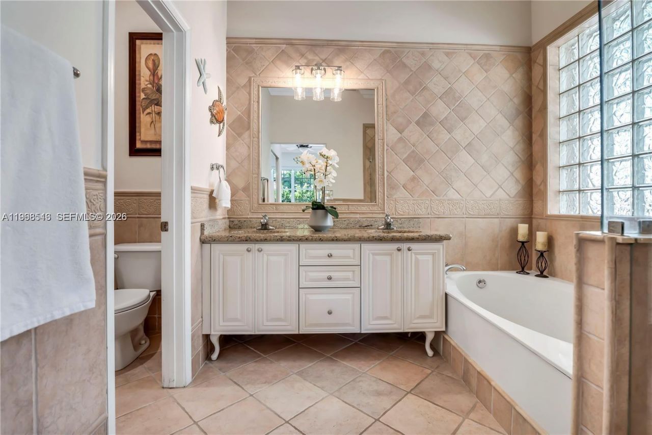 800 Lavender Cir , Weston, FL 33327 Photo