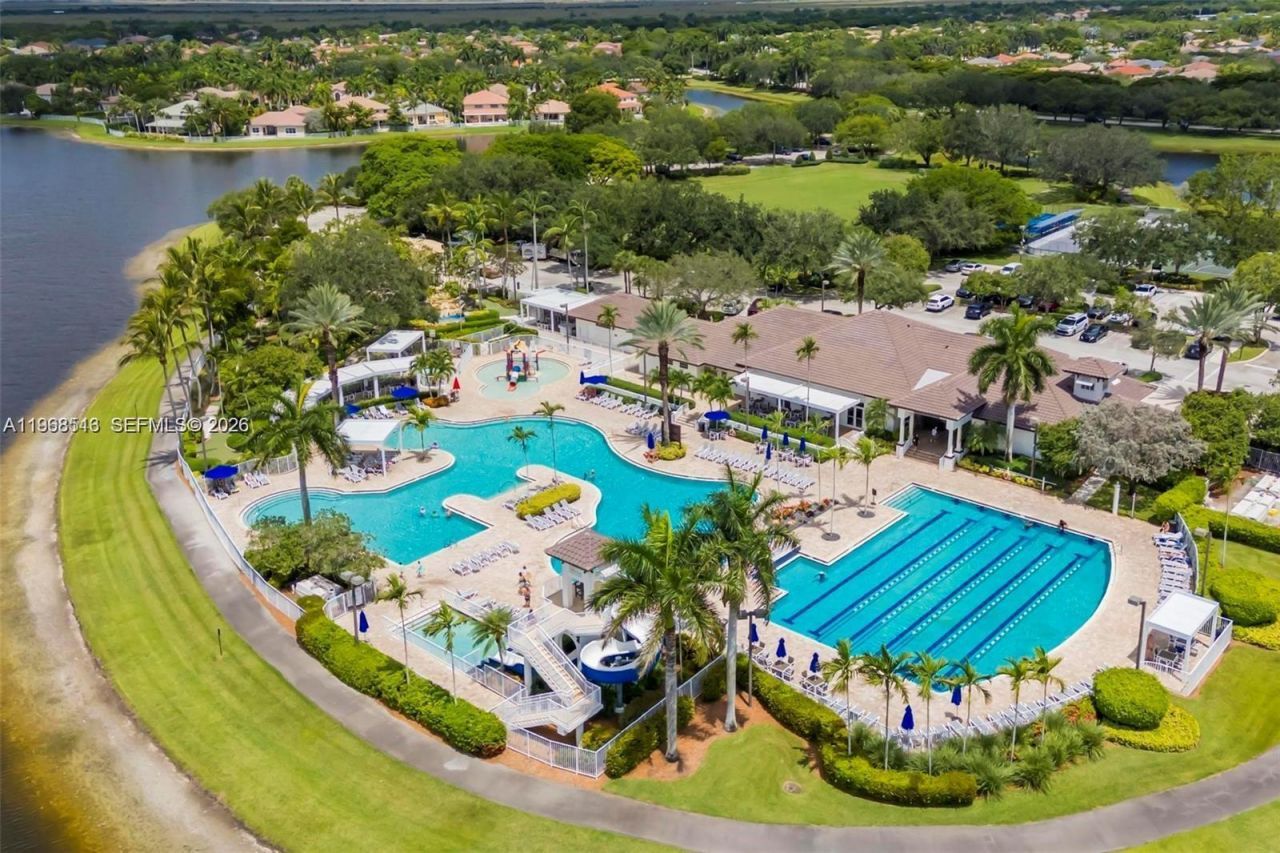 800 Lavender Cir , Weston, FL 33327 Photo