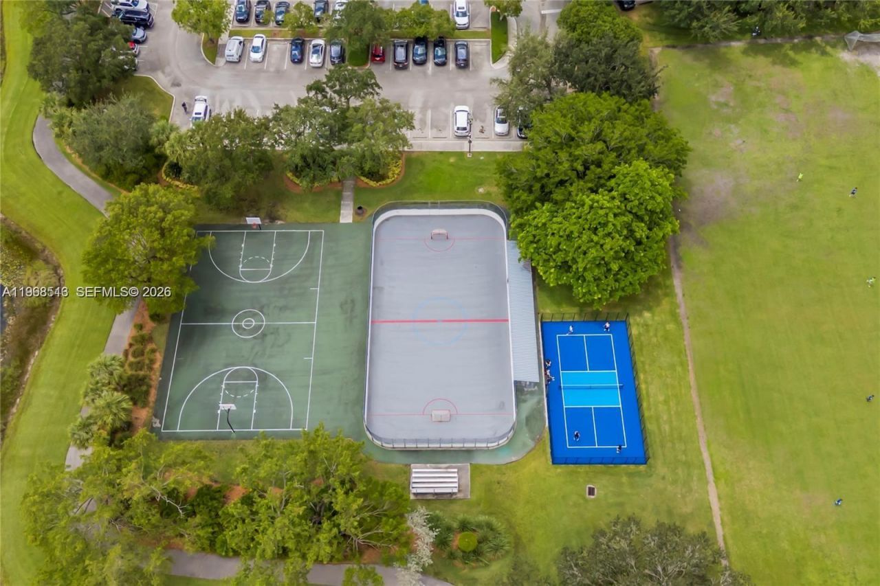 800 Lavender Cir , Weston, FL 33327 Photo