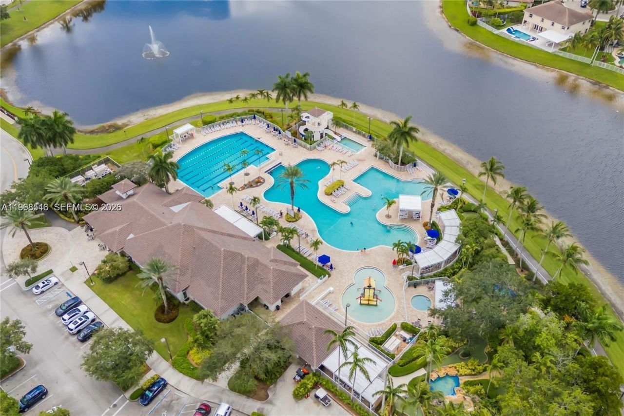 800 Lavender Cir , Weston, FL 33327 Photo